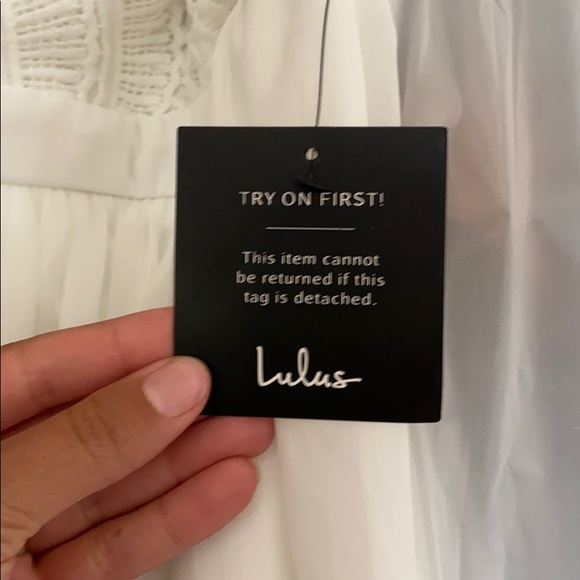 White Lace Dress- Lulus- NEW WITH TAGS - Picture 4 of 5